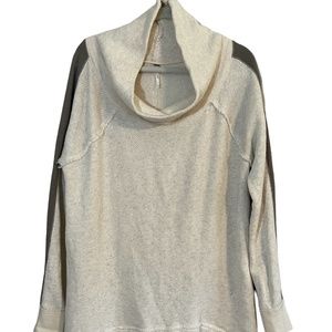 NWT Free People Womens Sweater Size L Grey Pullover Cowl Neck 2 Tone Long Sleeve
